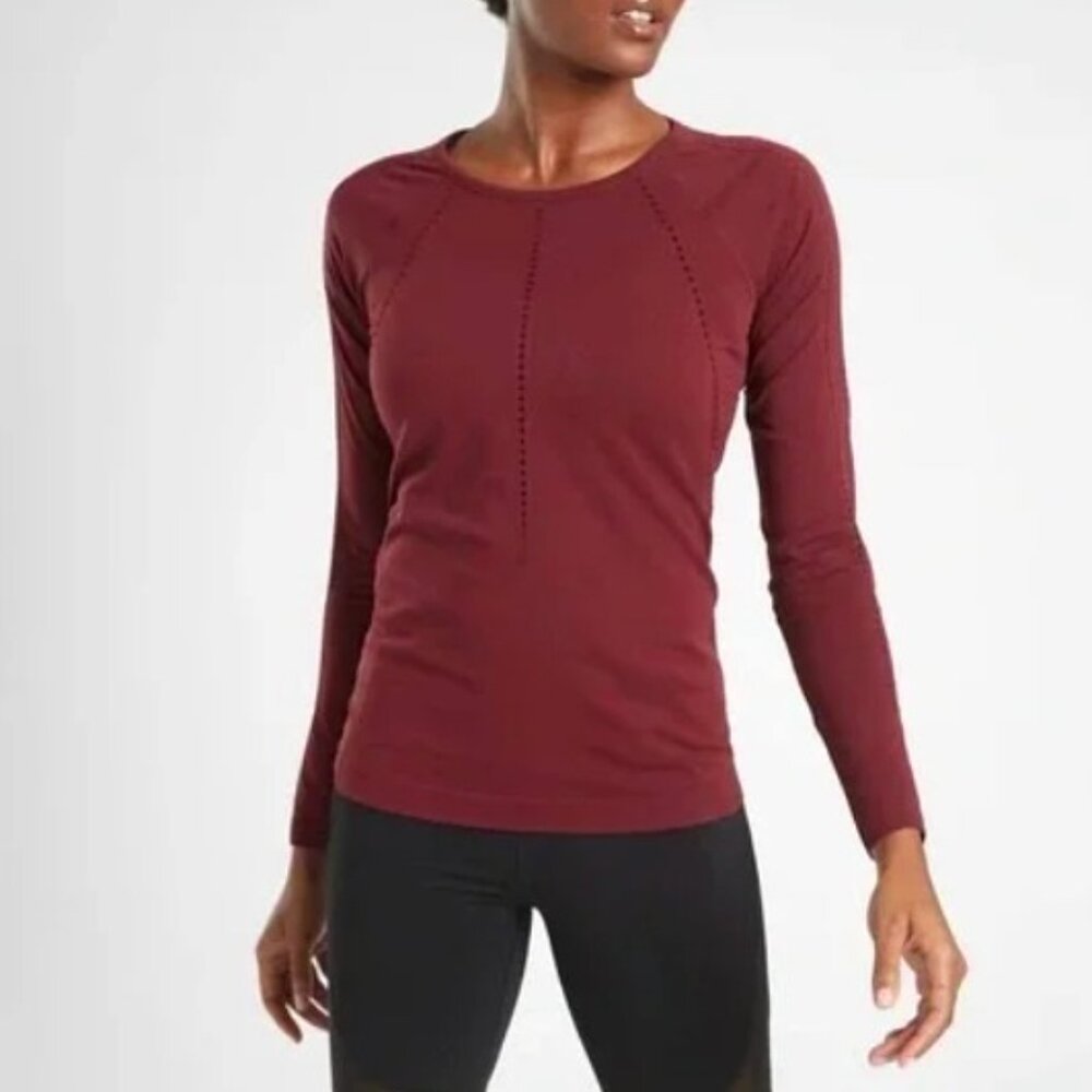 Athleta Foothill Seamless Long Sleeve Top in Dark Garnet, Size XS